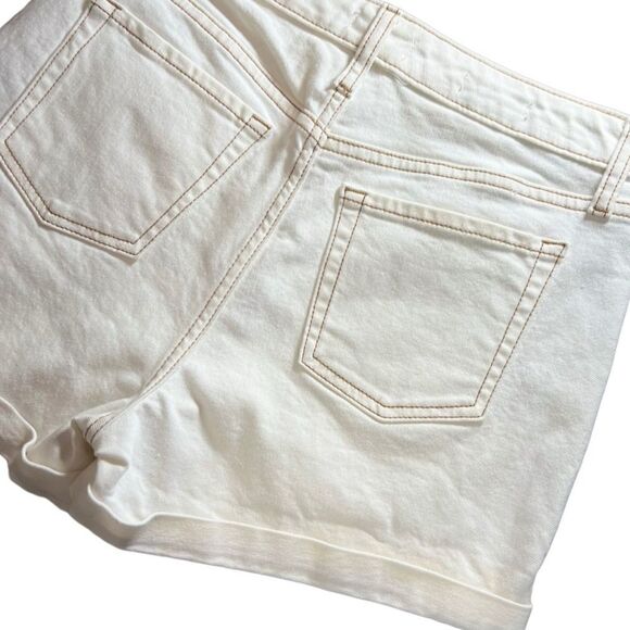 Wild fable high rise rolled bottom jean shorts white size 4 - Picture 5 of 11